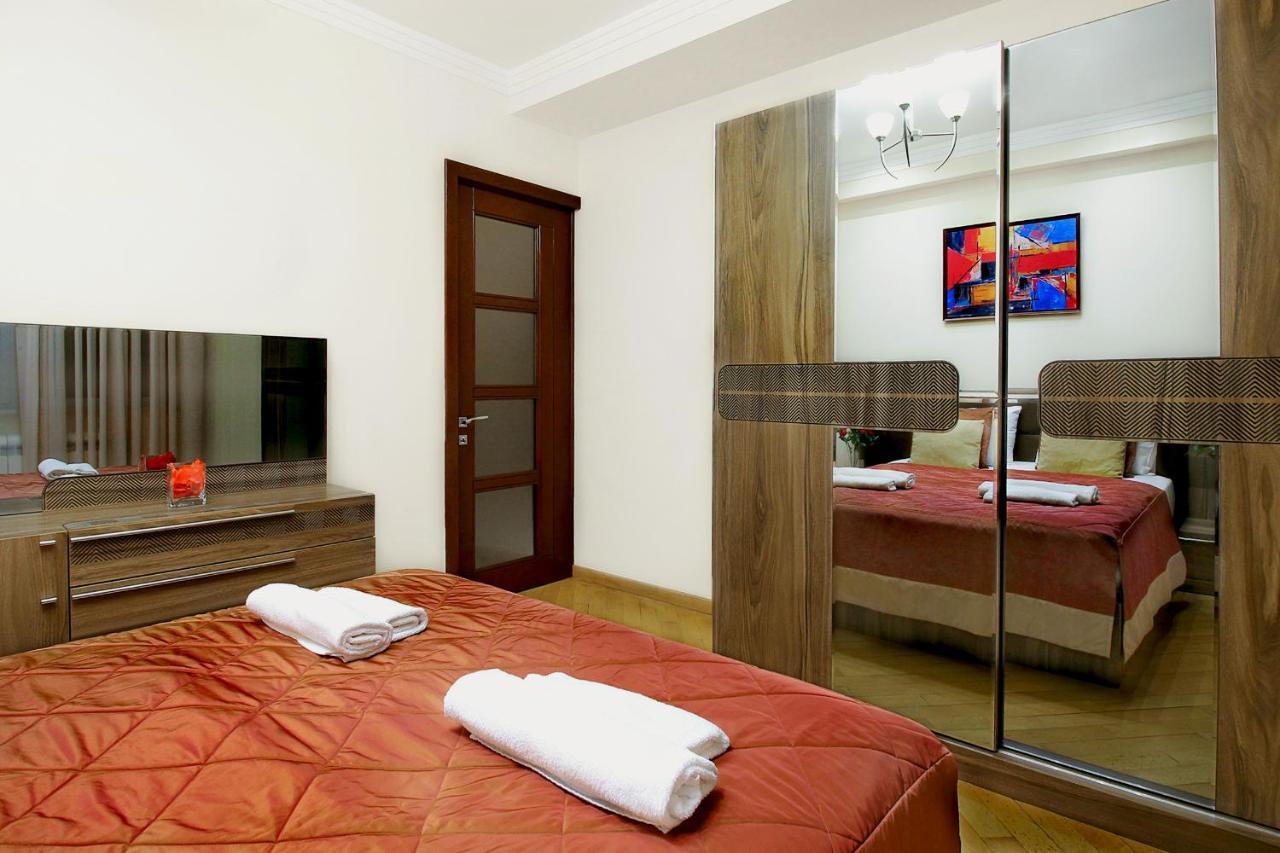 3 Bedroom Apartment Near Republic Square يريفان المظهر الخارجي الصورة