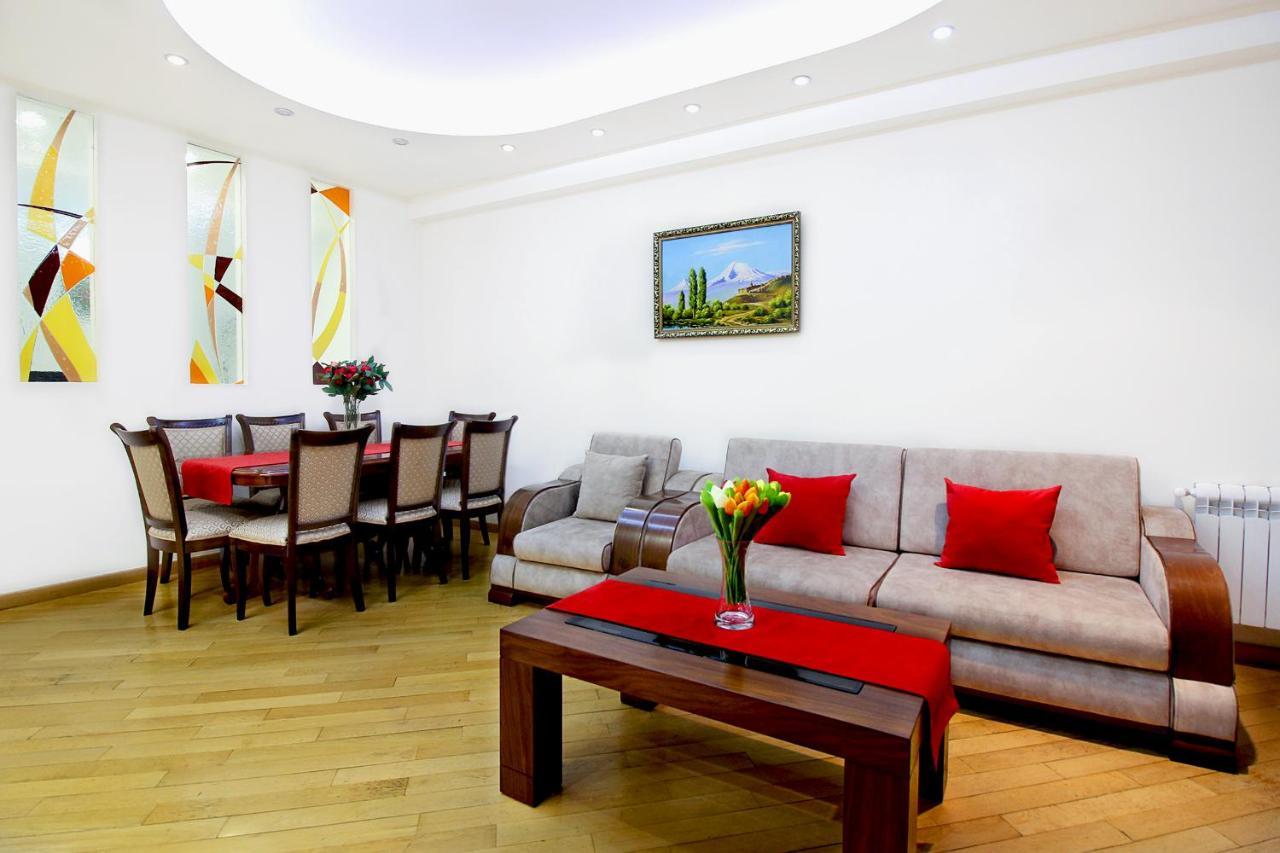 3 Bedroom Apartment Near Republic Square يريفان المظهر الخارجي الصورة