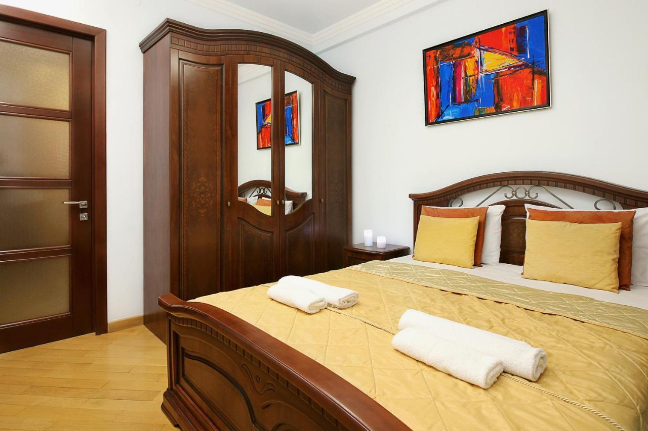 3 Bedroom Apartment Near Republic Square يريفان المظهر الخارجي الصورة